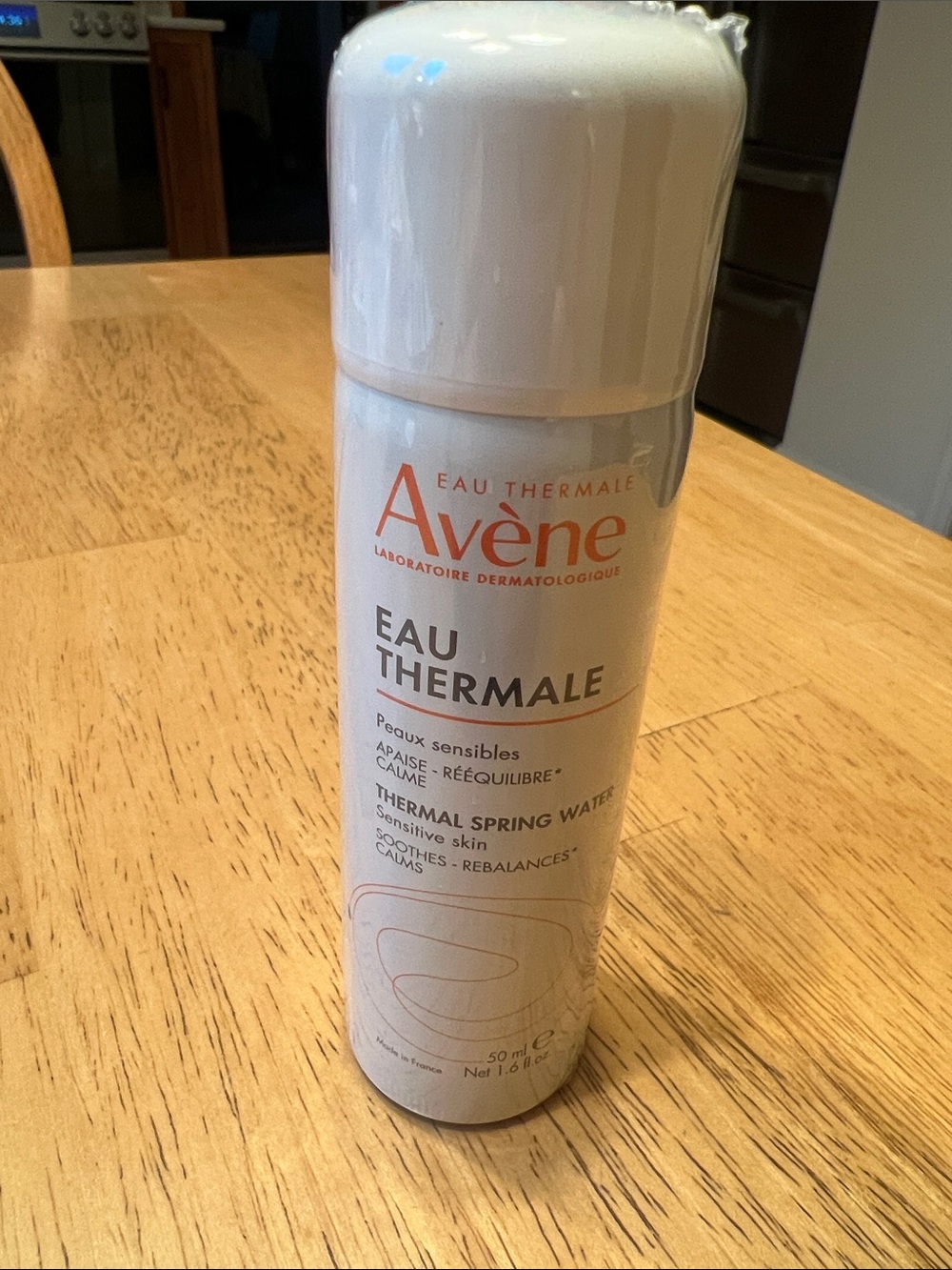 NWT - Avene Thermal Spring Water Hydrating Mist for Sensitive Skin, 1.6 fl. oz.